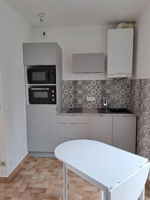 Chez Beatrice Apartment Saint-Jouan-des-Guérets Екстериор снимка
